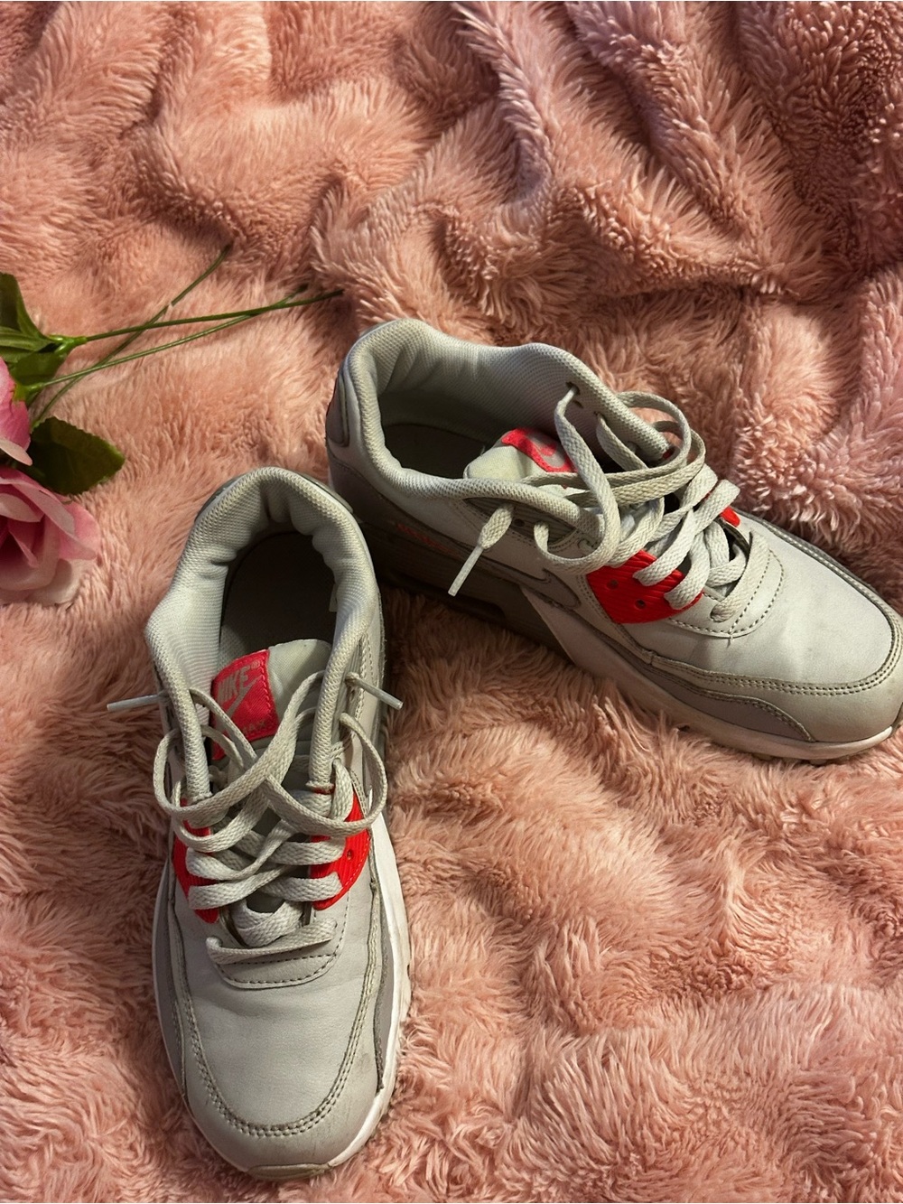 Nike Women's Gray Sneakers with Red Accents